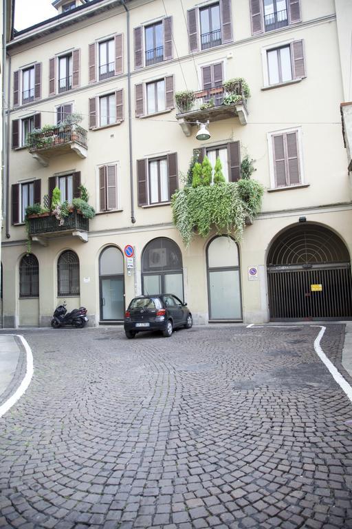 Mansard Very Close To Duomo Милан Экстерьер фото